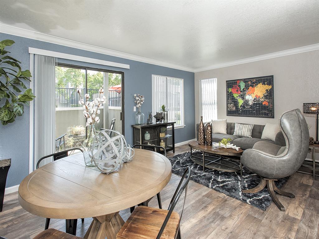 Sandpiper Village Apartment Homes Image 4