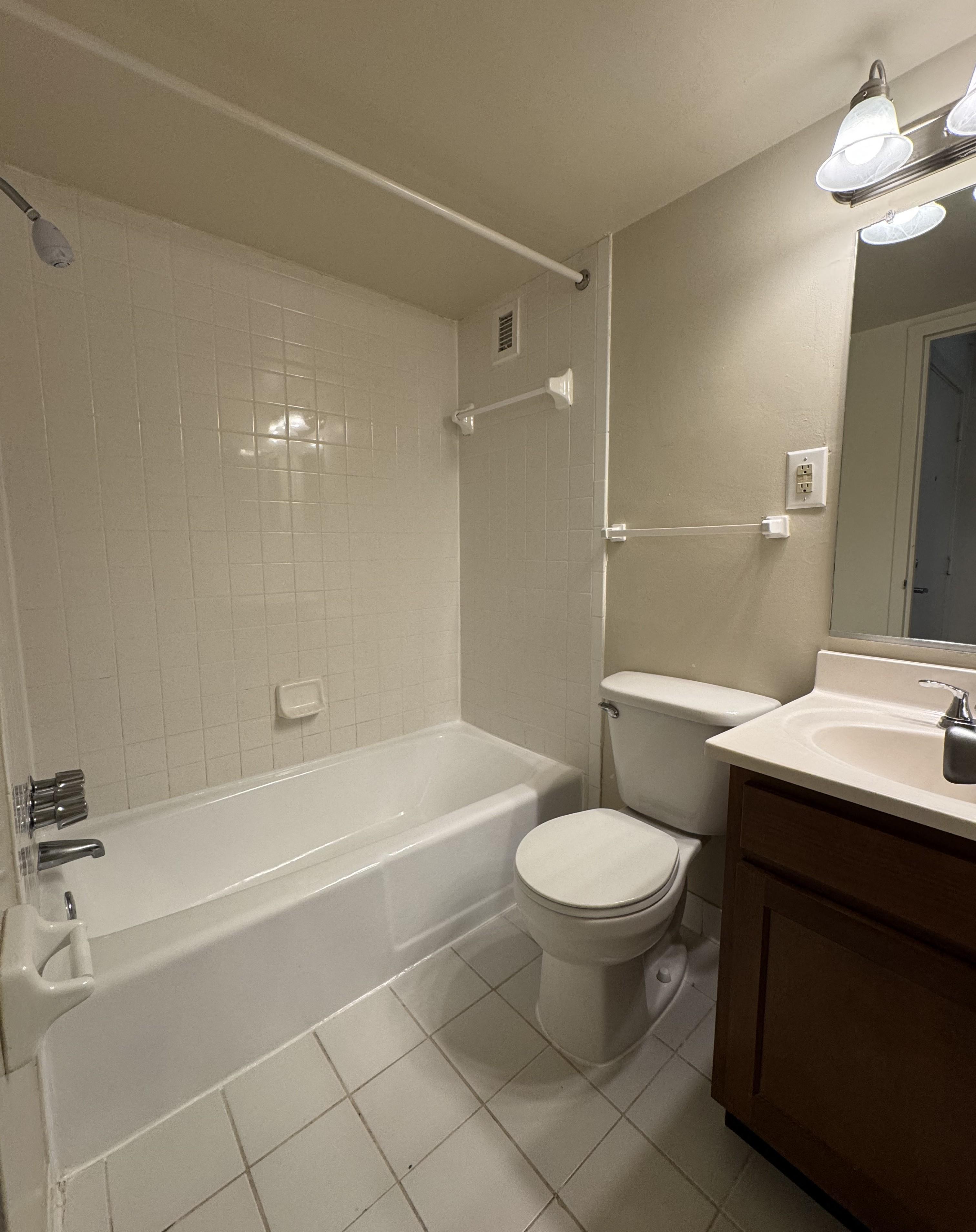 Triangle Towers Image 14