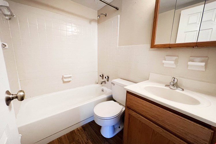 Sharondale Woods Apartments Image 72