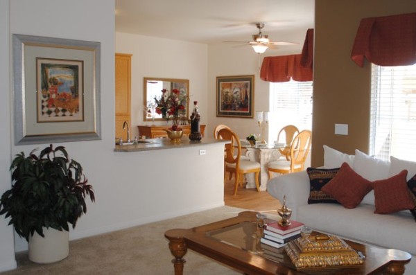 La Villa Estates Image 8