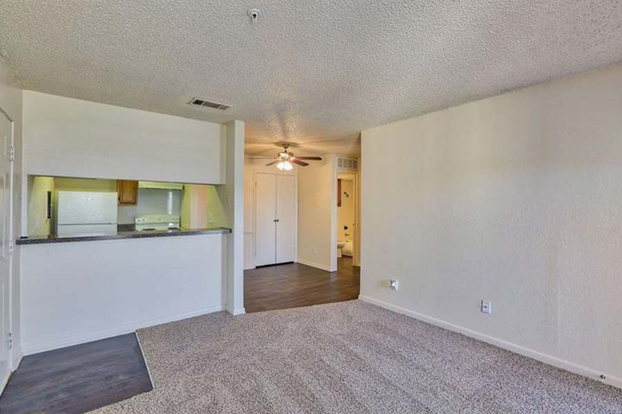 Garrett Gardens Image 2