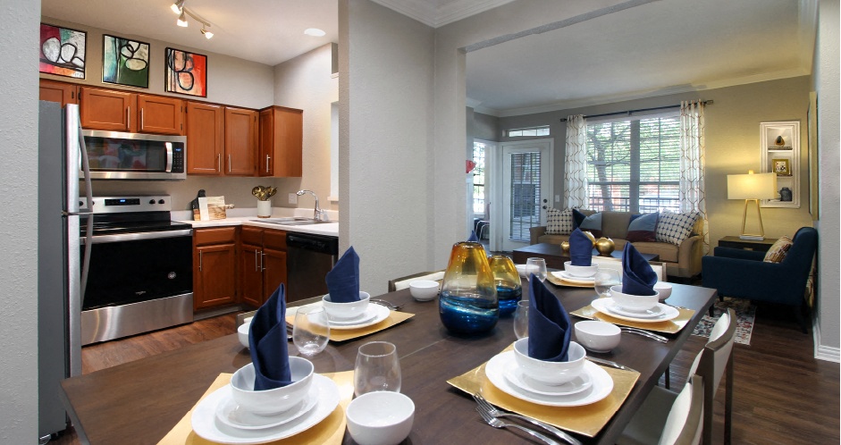 Lenox Village Apartments Image 27