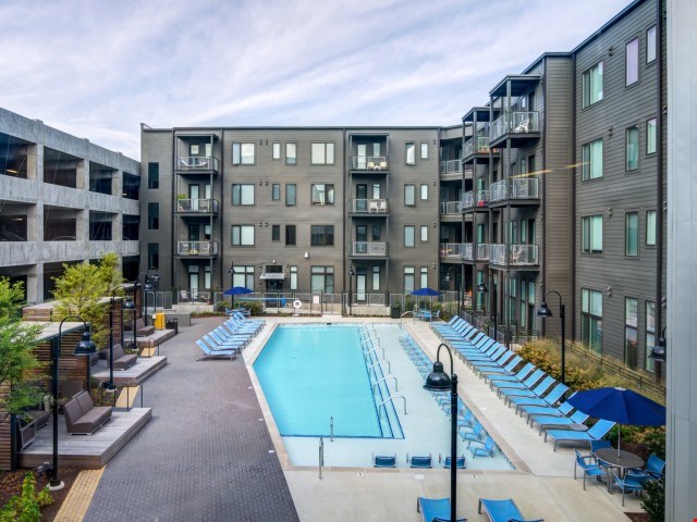 Flats at Taylor Place Image 8