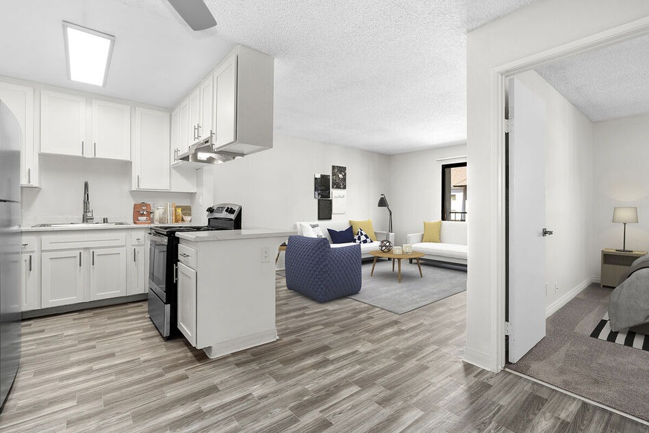 Hills at Fashion Valley Image 5