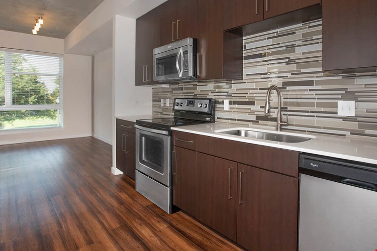 Radius Uptown Image 7