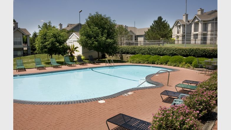 Hawthorne Apartments Image 1