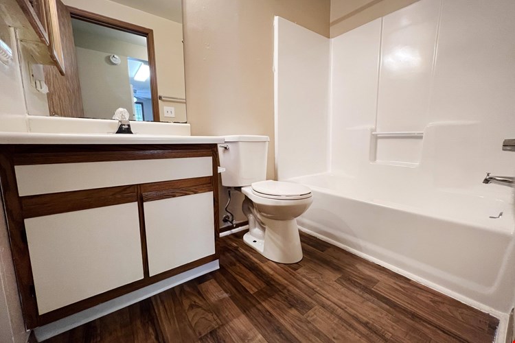 Woodhills Apartments Image 92