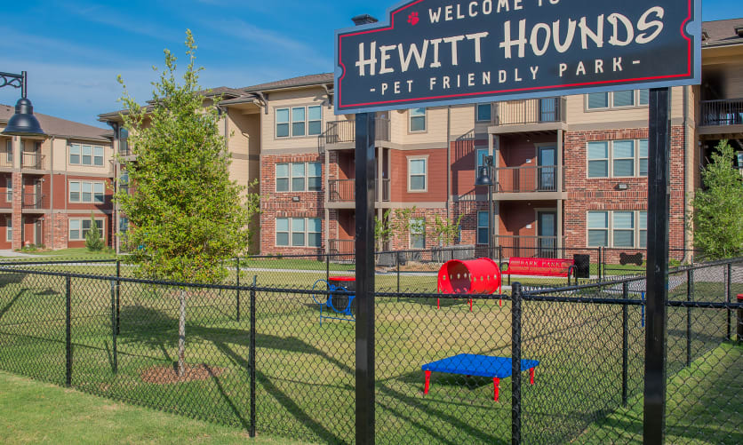 The Icon at Hewitt Image 13