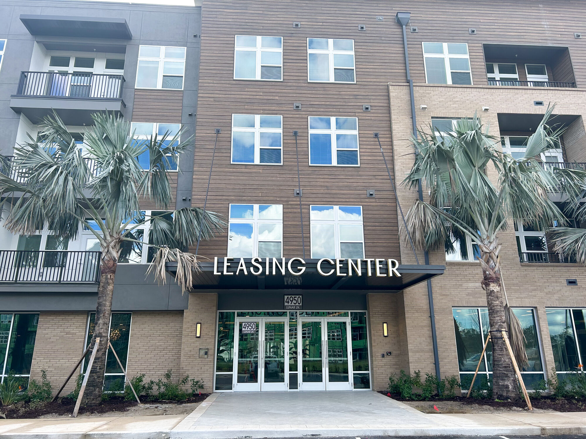 The Lucent at Sunrise Image 19