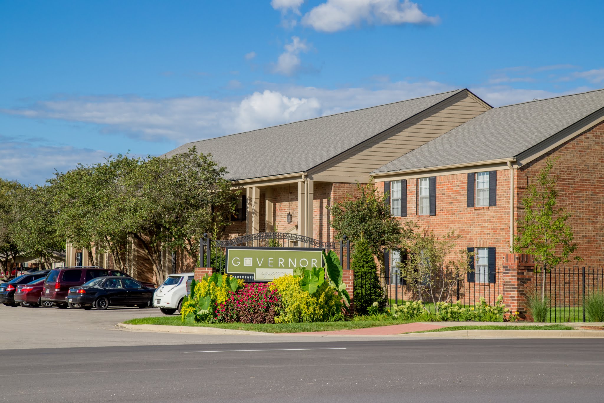 Governor Square Apartments