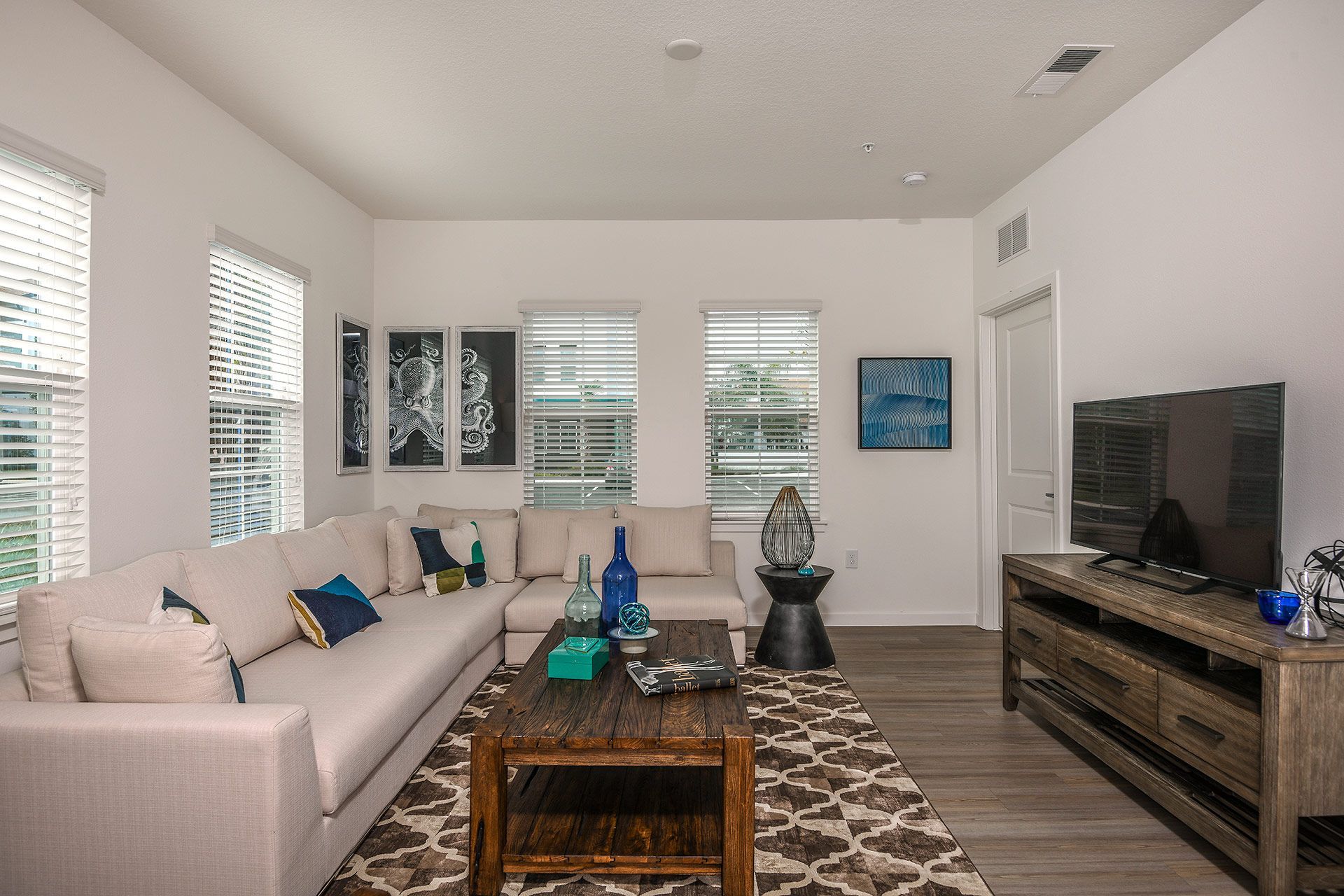 Hudson At East Image 13