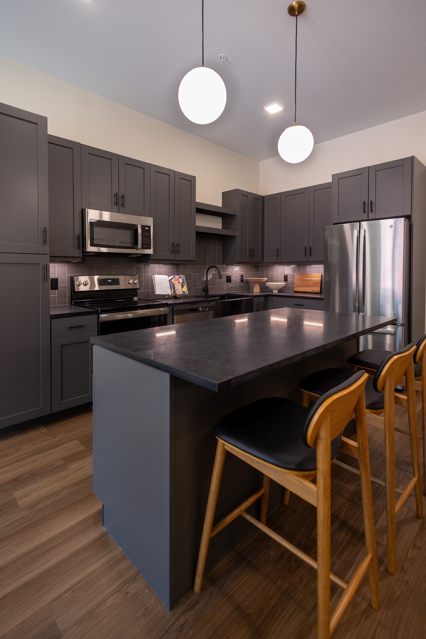 Kitchen finishes- Dark