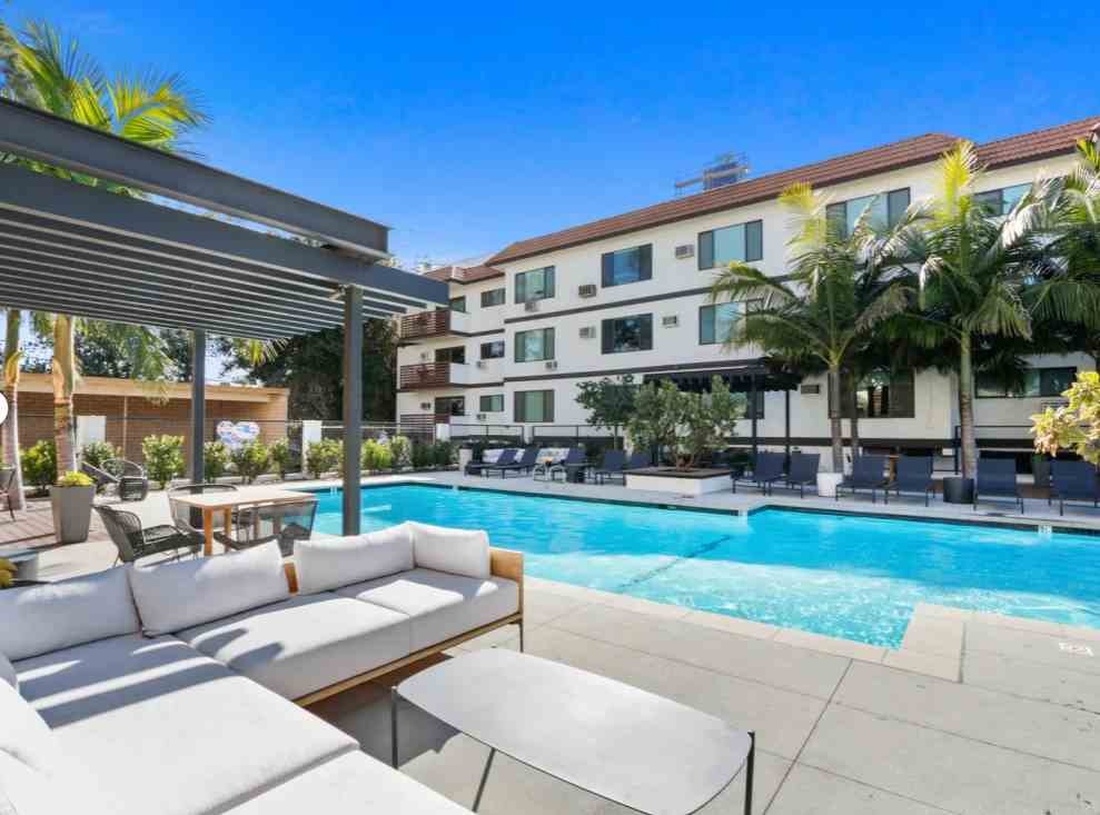 Sepulveda West Image 1