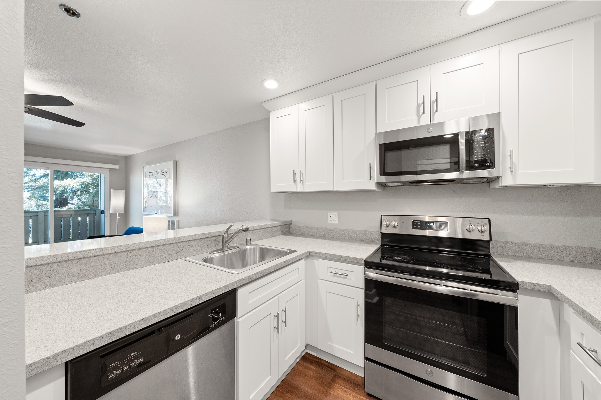 Summerhill Terrace Apartments Image 6