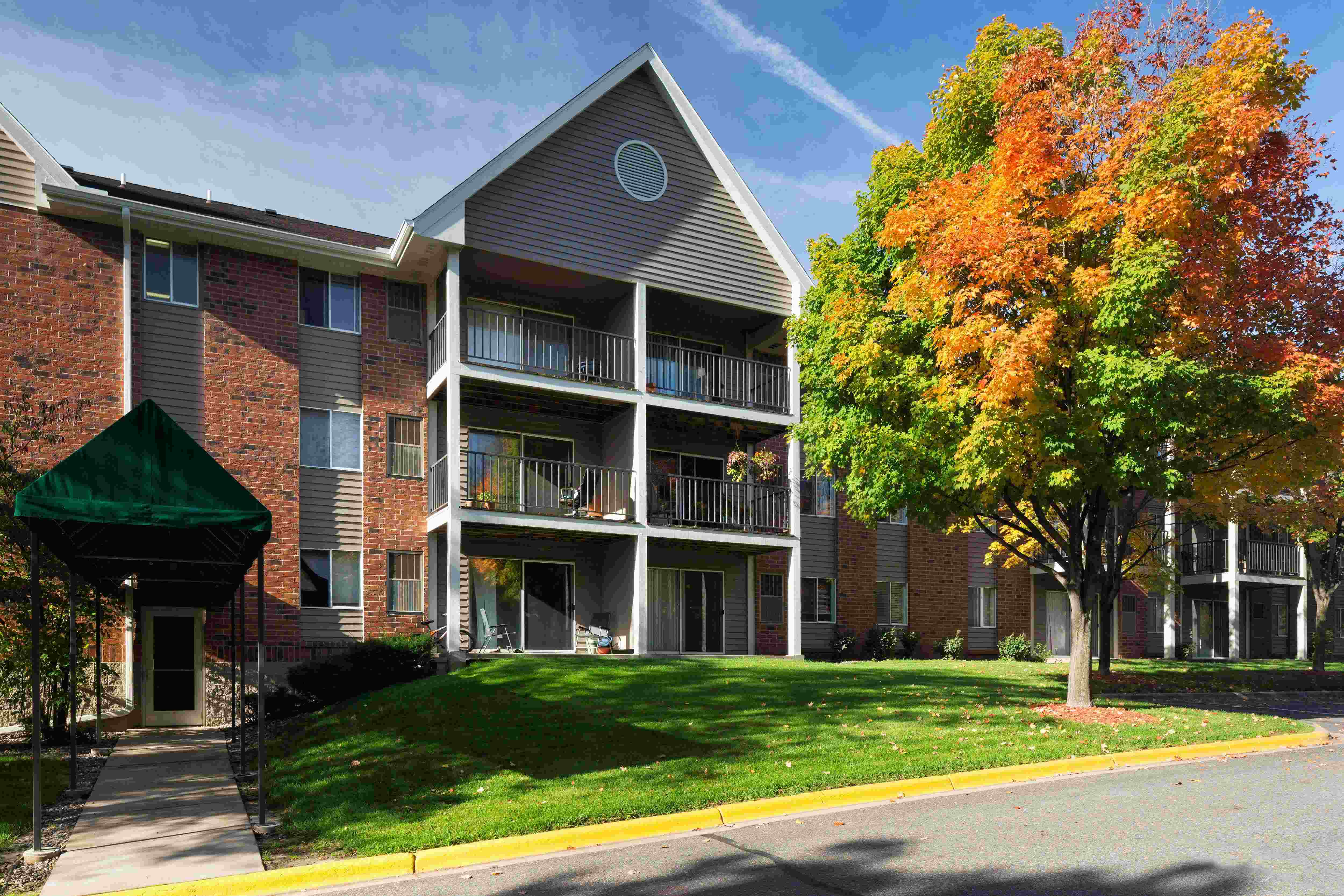 Minnetonka Hills Exterior