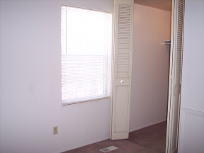 Hartford Square Townhomes Image 16