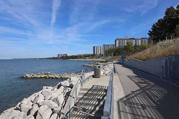 Water's Edge Image 10