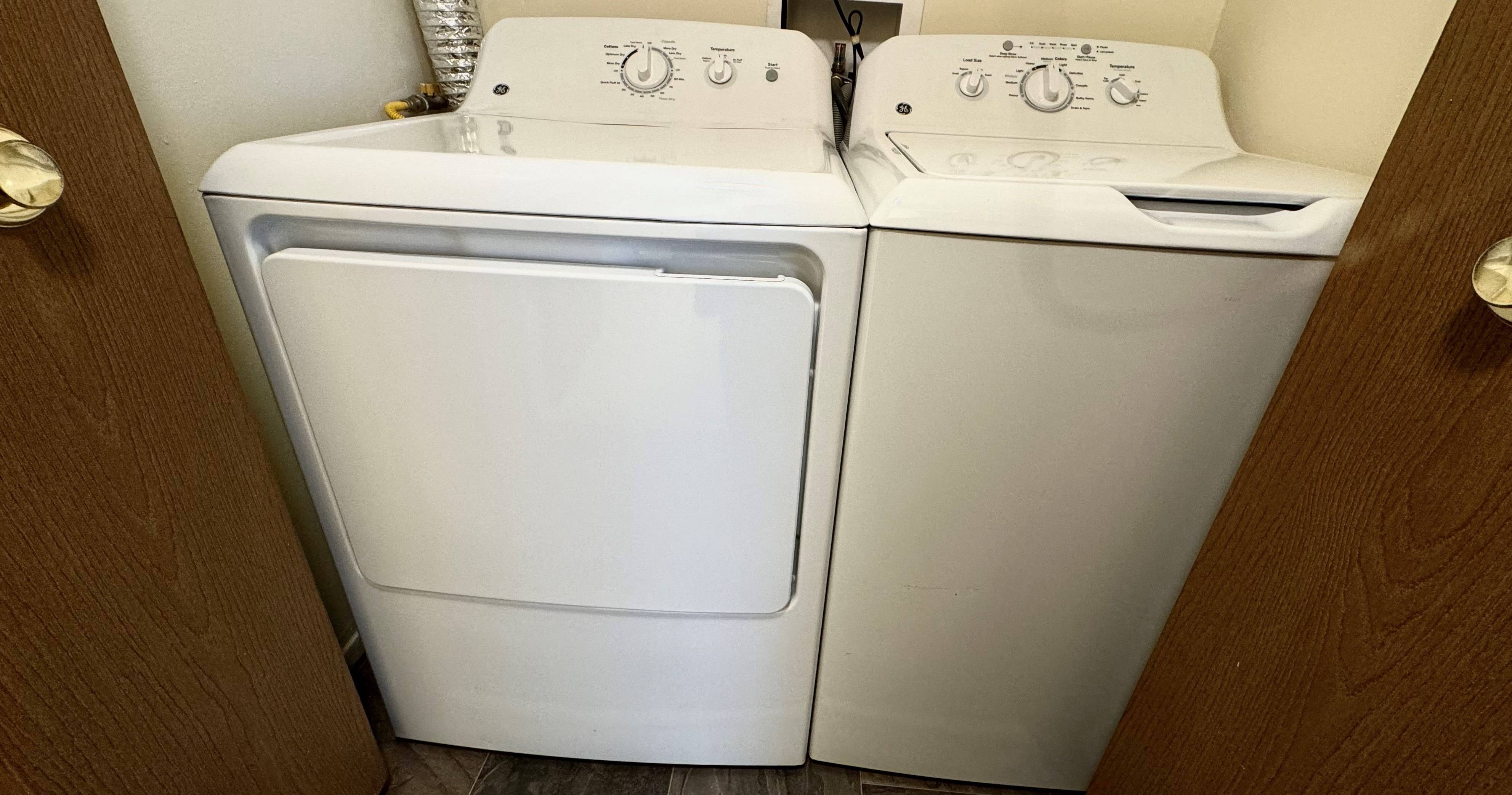 Lakeside Village Apartments Image 107