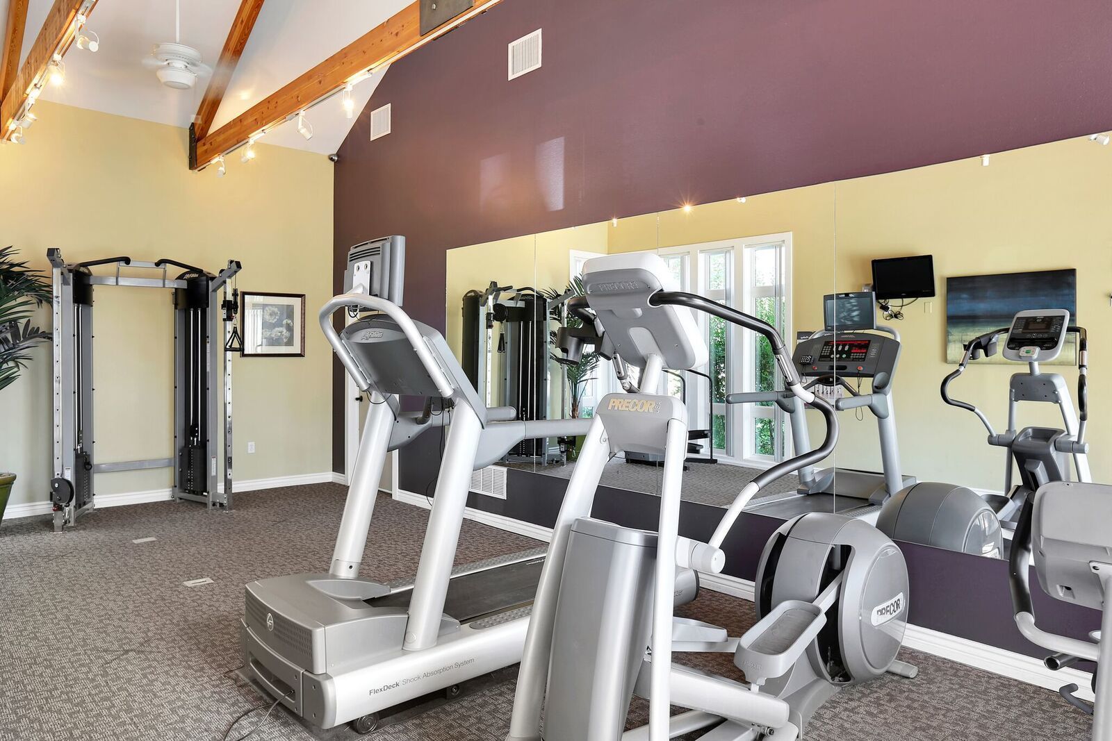 Broadmoor Ridge Apartment Homes Image 11