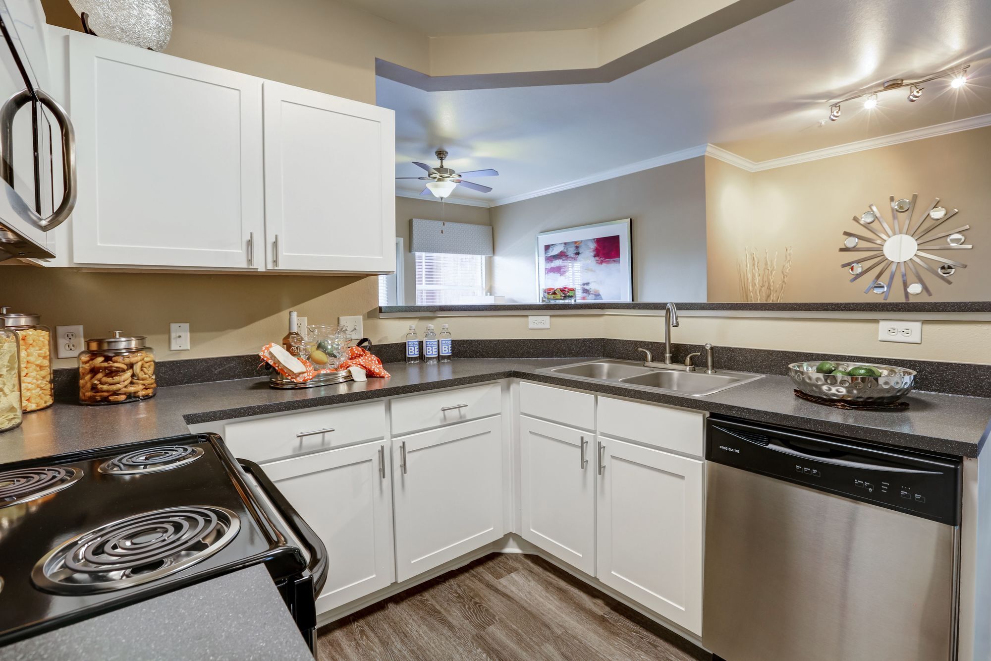 Bella Springs Apartments Image 1