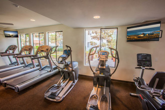 Pacific Oaks Image 18