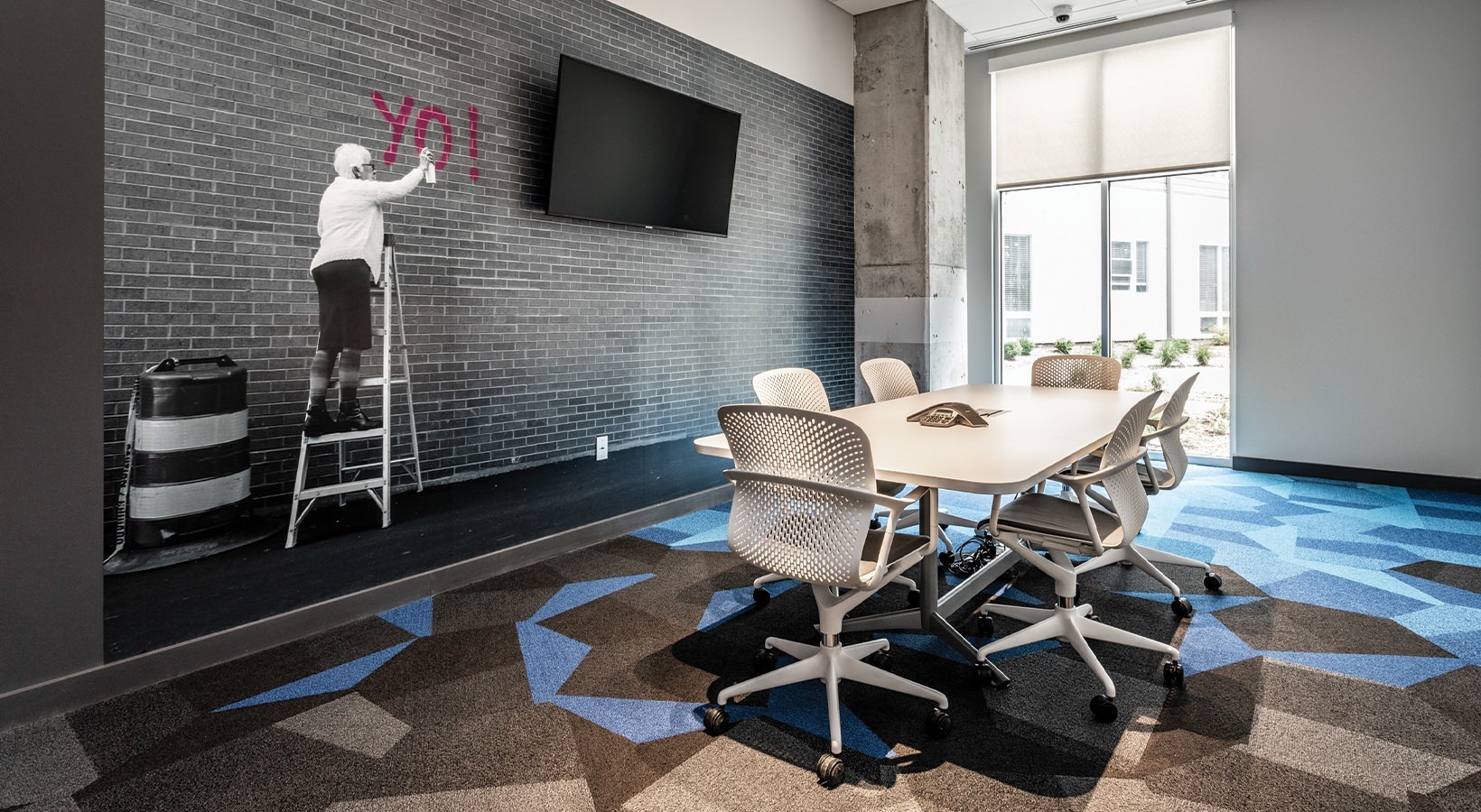 ICON at Gallerie Image 11