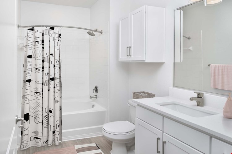 Camden Montague Image 8