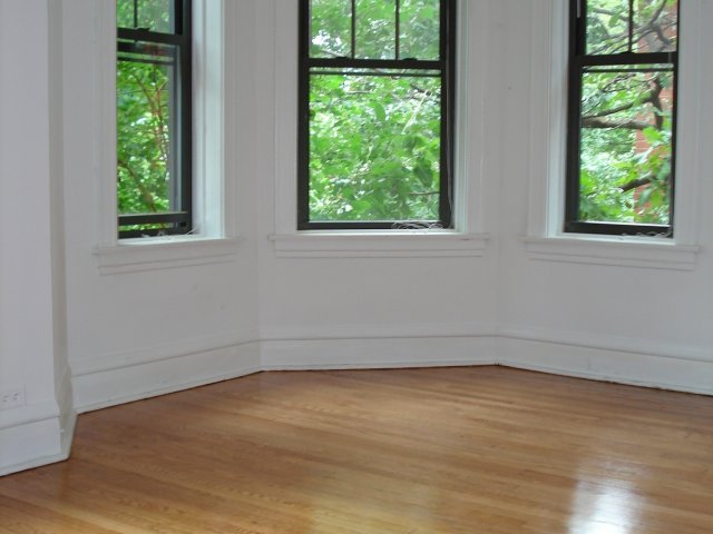 5557-59 S University Avenue Image 4