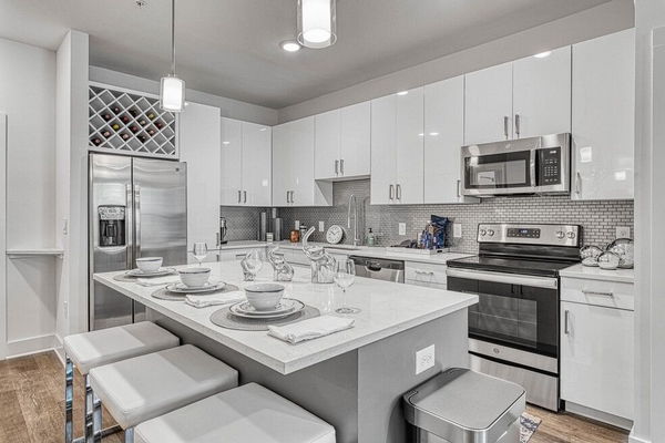 Allure on Parkway Image 18