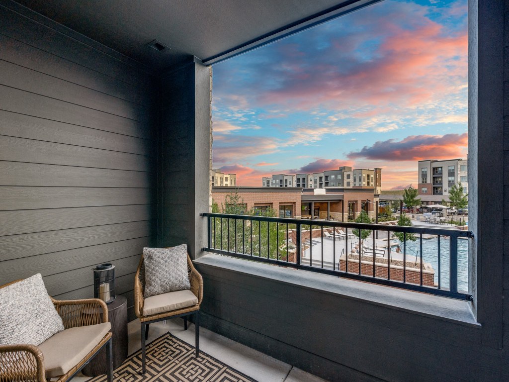 Aura Southgate Apartments Image 11