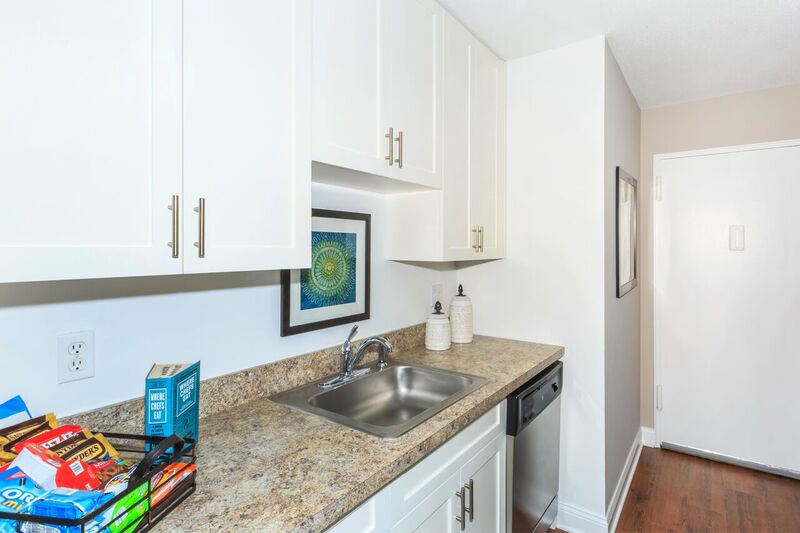 Parkview Apartments Image 22