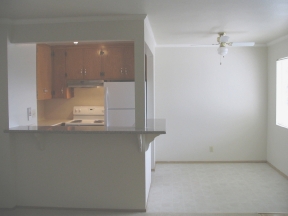 Sharron Apartments Image 4