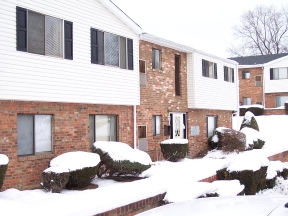 Cumberland Court Apartments Image 2