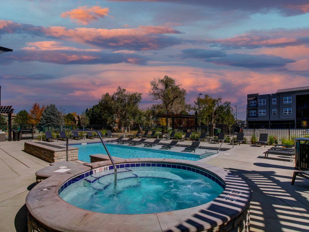 Spa, Swimming Pool, and Sundeck