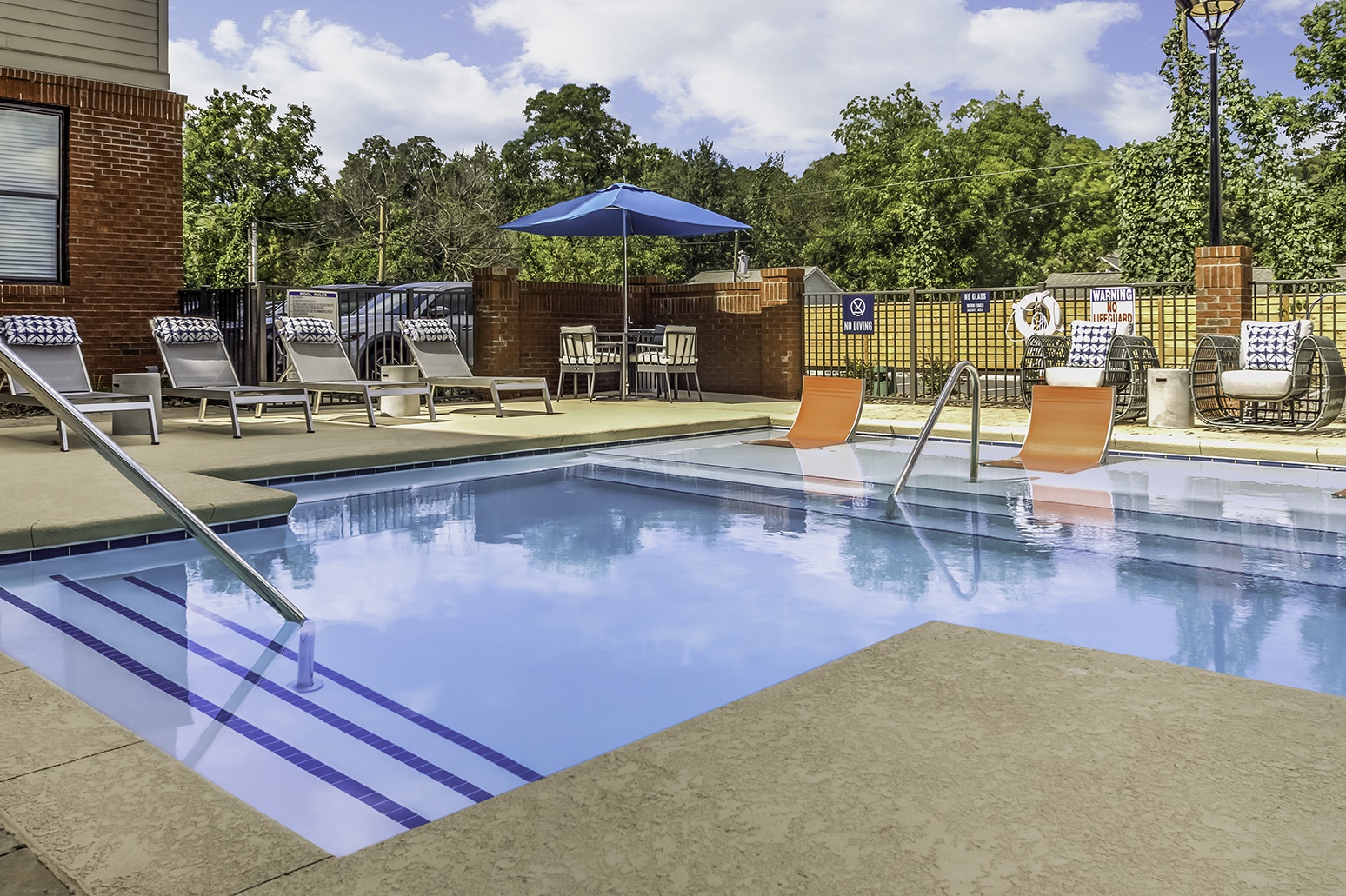 Midwood Station Image 2