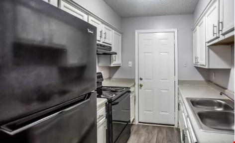 Oakridge Apartments Image 5