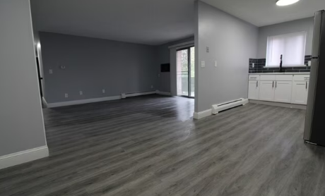 Stone Creek Apartments Image 2