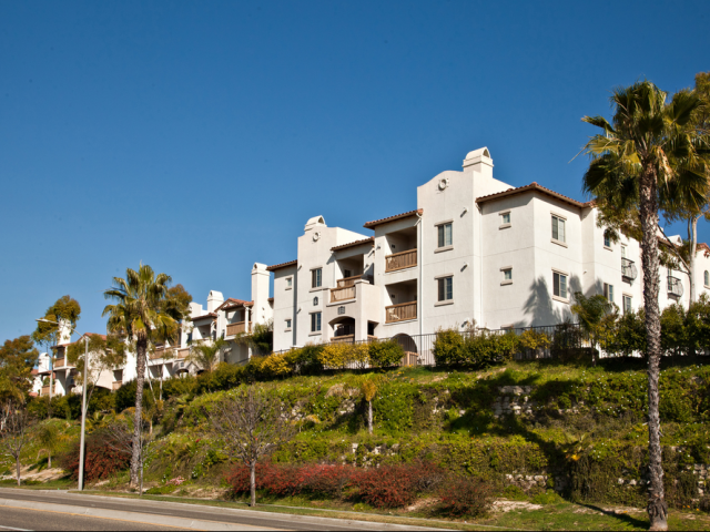 Elan Sevilla Apartments Image 9