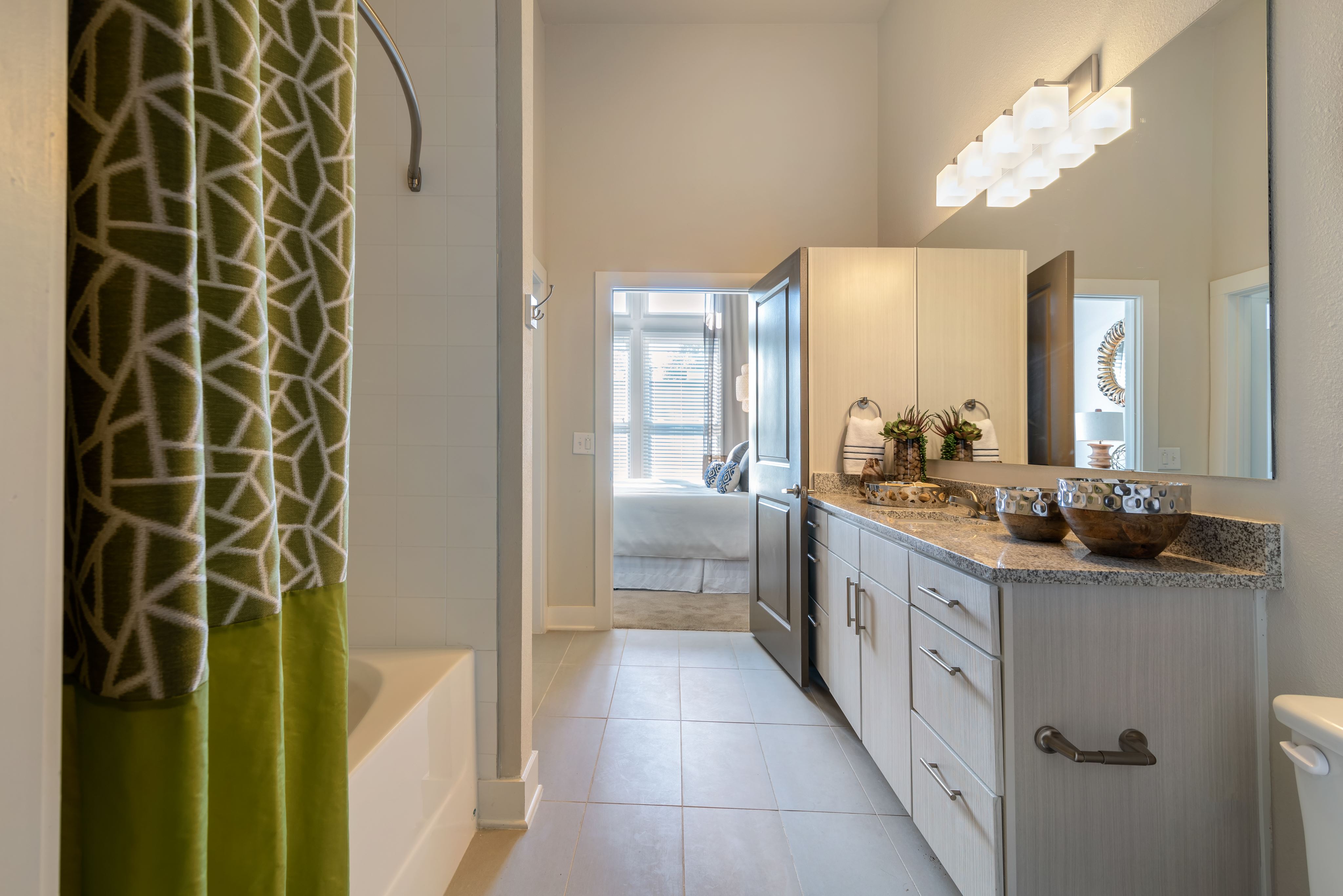 The Monroe Germantown Image 15