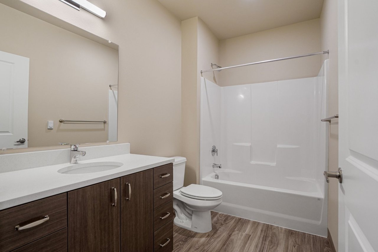 Spring Woods Image 15
