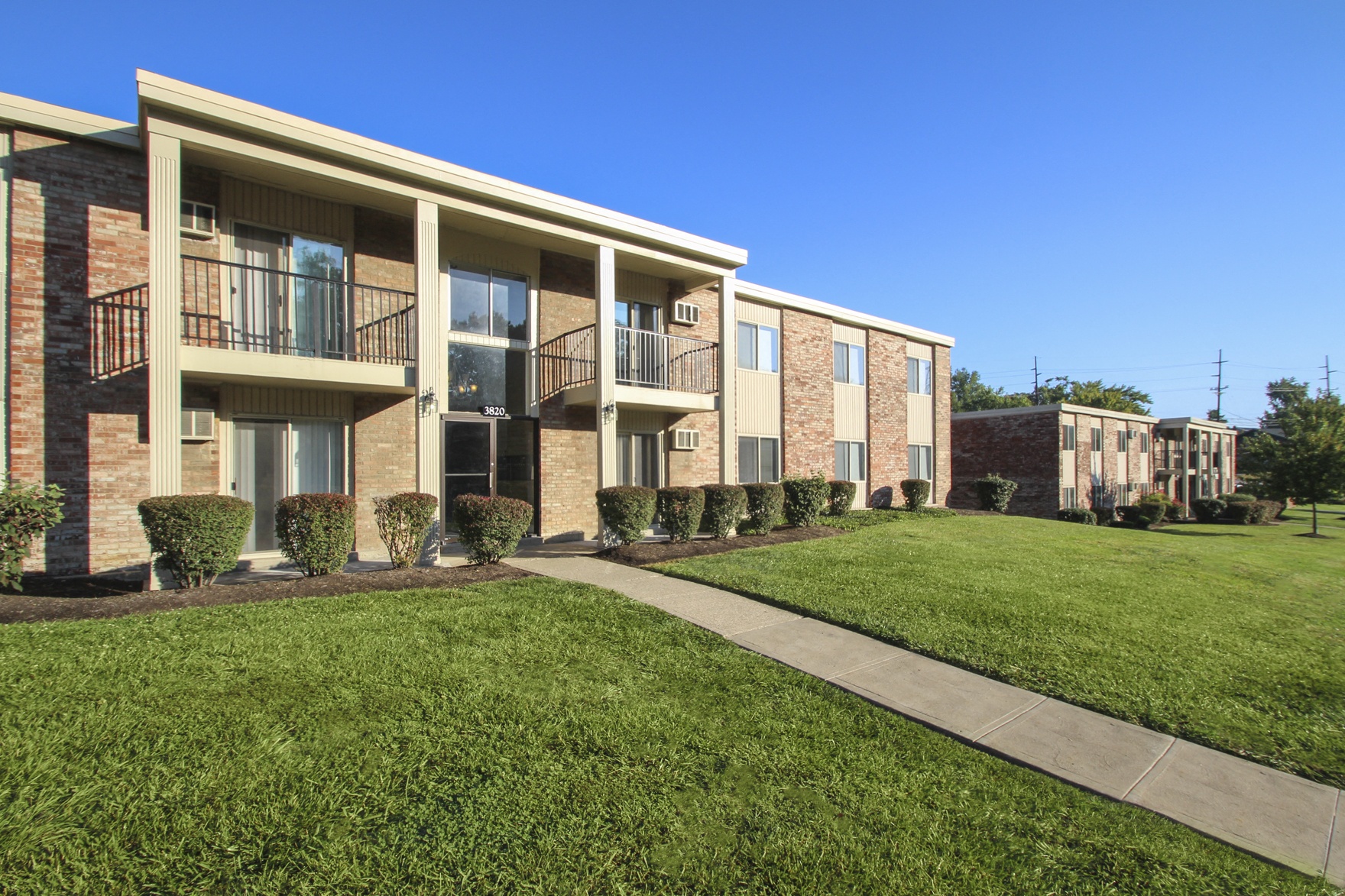 Blue Grass Manor Image 54