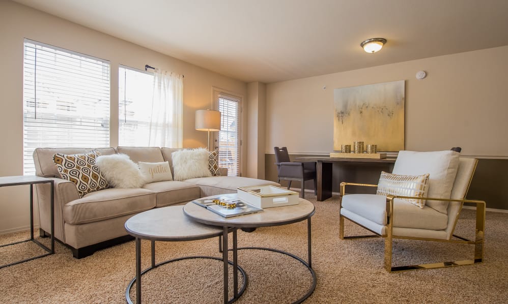 Fountain Lake Apartments Image 6