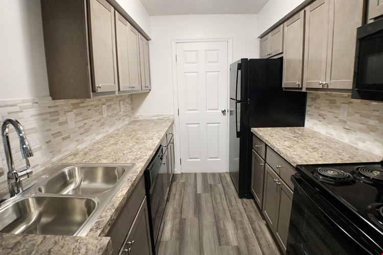 Steeplechase Apartments Image 33