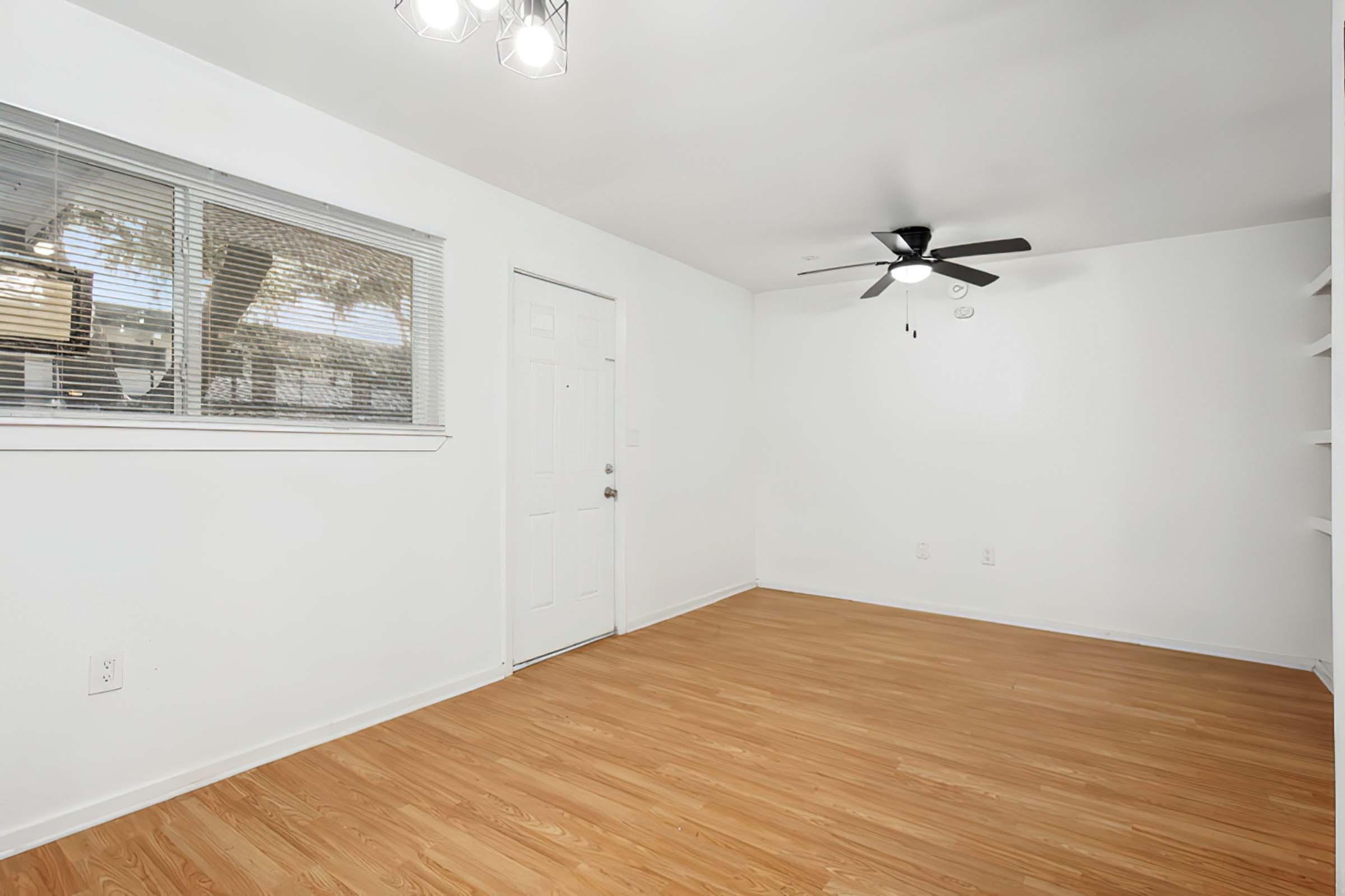 Casa Hills @ 290 Image 7