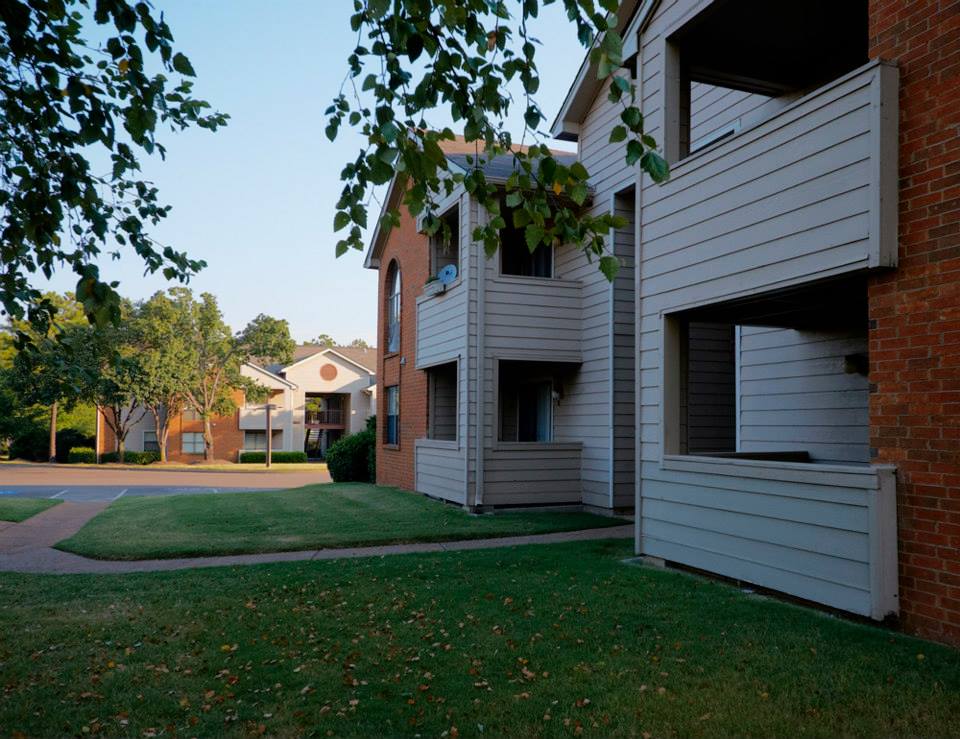 Southcrest Lakes Image 5