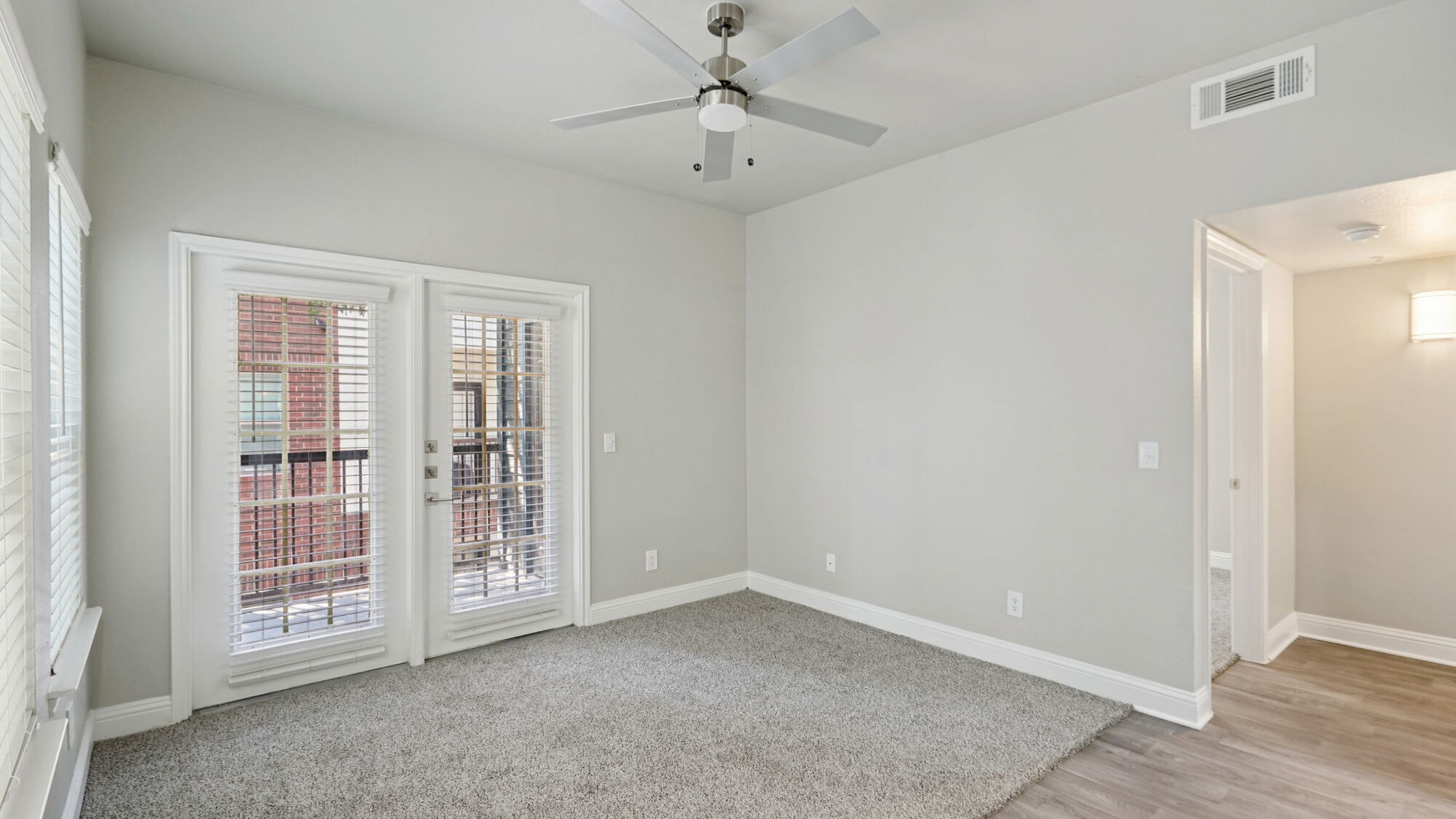 Larkin Apartment Homes Image 92