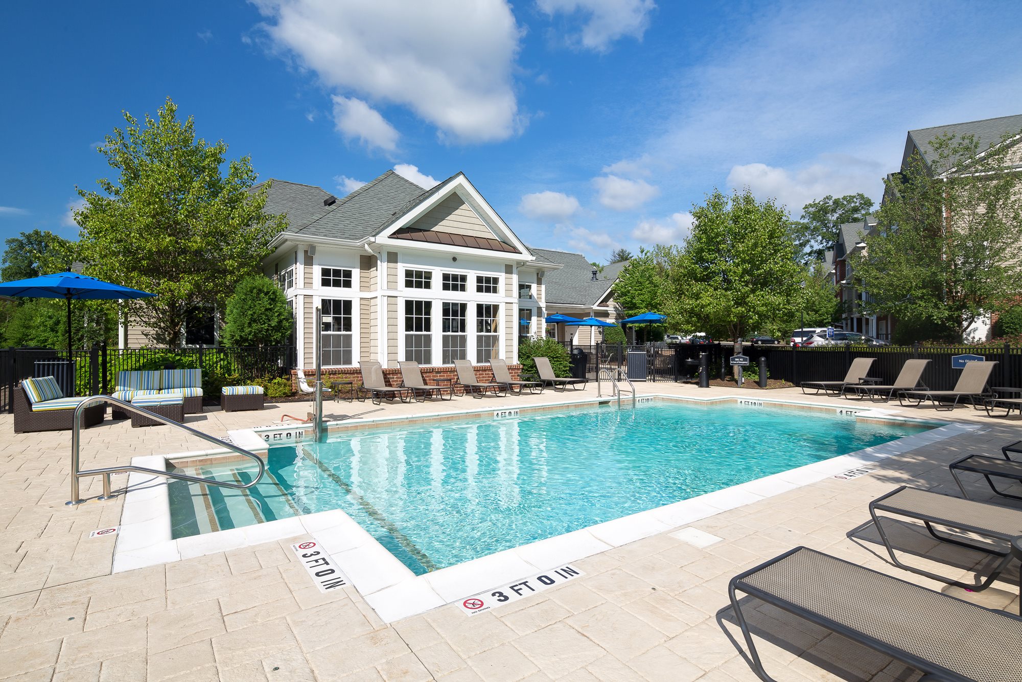 Huntington Townhomes Image 3