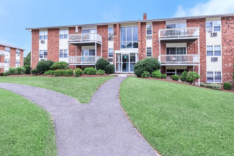 Parkview Apartments Image 16
