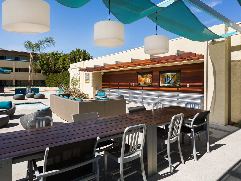 Outdoor Lounge Seating