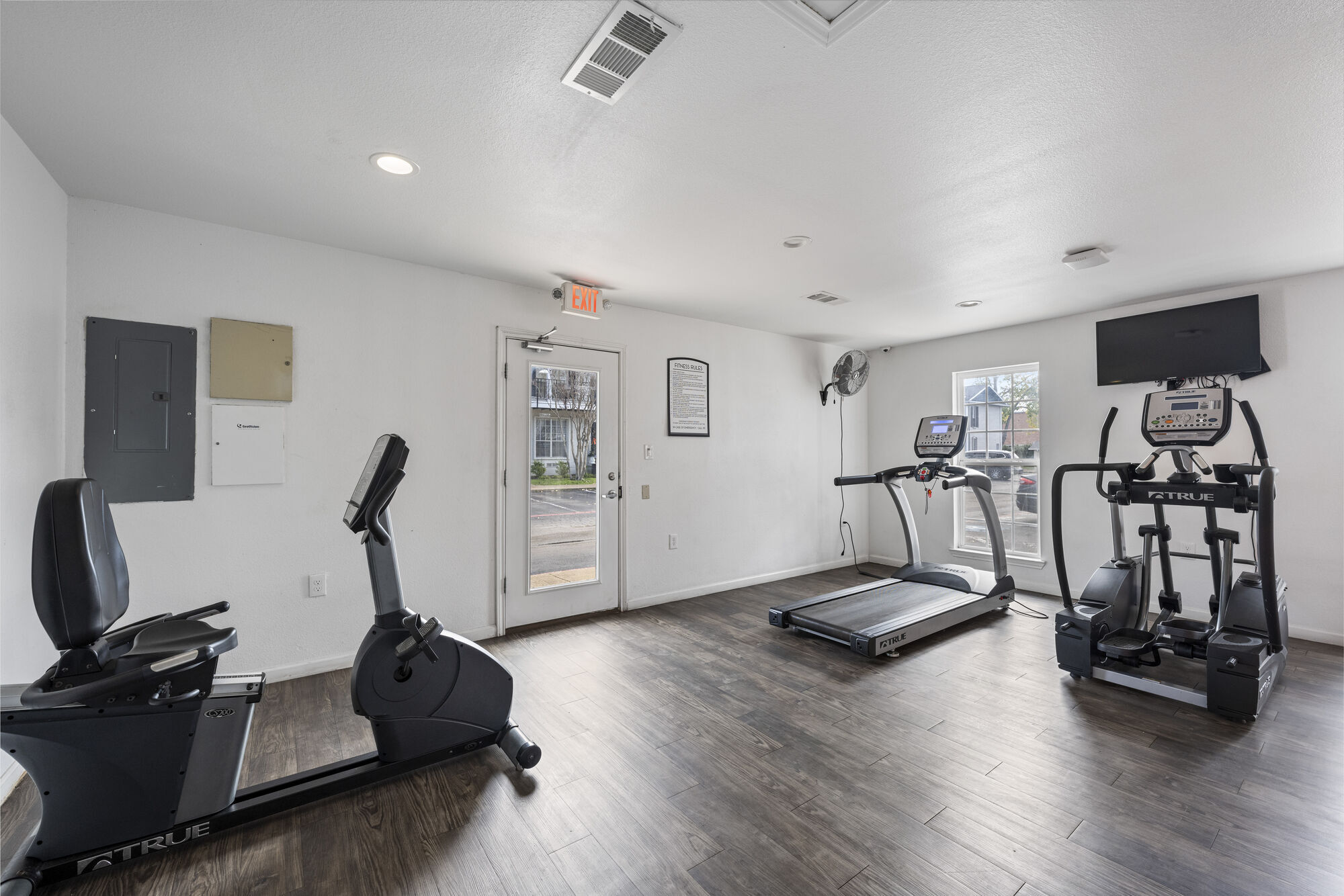Lockwood Heights Image 21